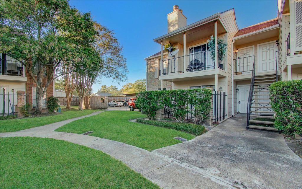 2800 Jeanetta Street 1015, Houston, TX 77063