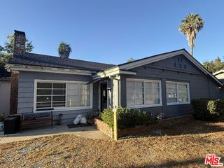 14151 Chandler Boulevard, Los Angeles, CA 91401