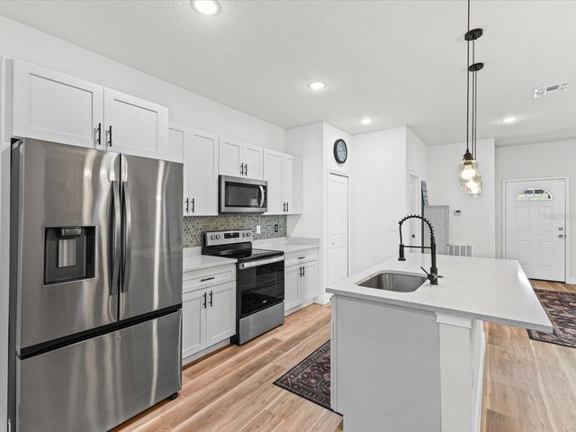 766 MARION OAKS MANOR, Ocala, FL 34473