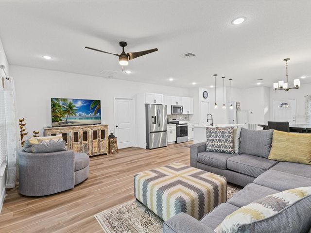 766 MARION OAKS MANOR, Ocala, FL 34473