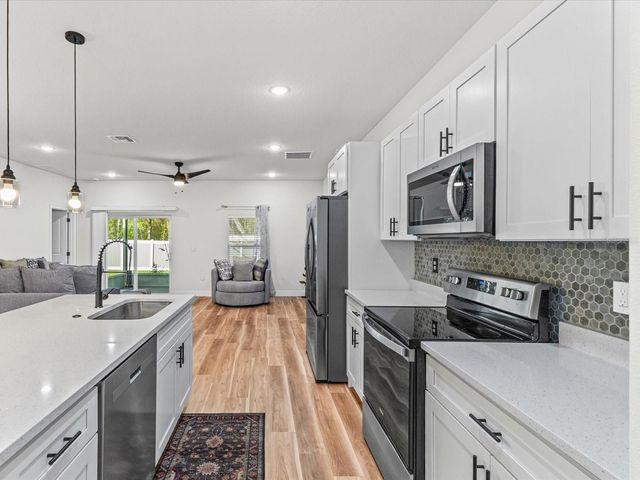 766 MARION OAKS MANOR, Ocala, FL 34473