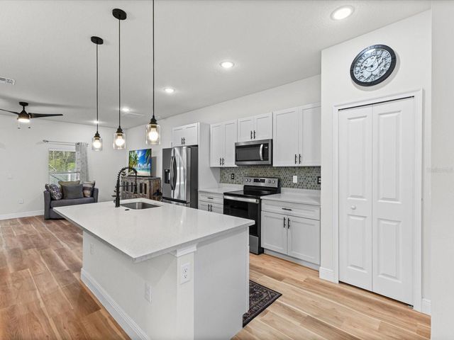 766 MARION OAKS MANOR, Ocala, FL 34473