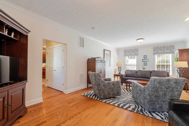 2950 BROOKSHIRE DR, Rockingham, VA 22801