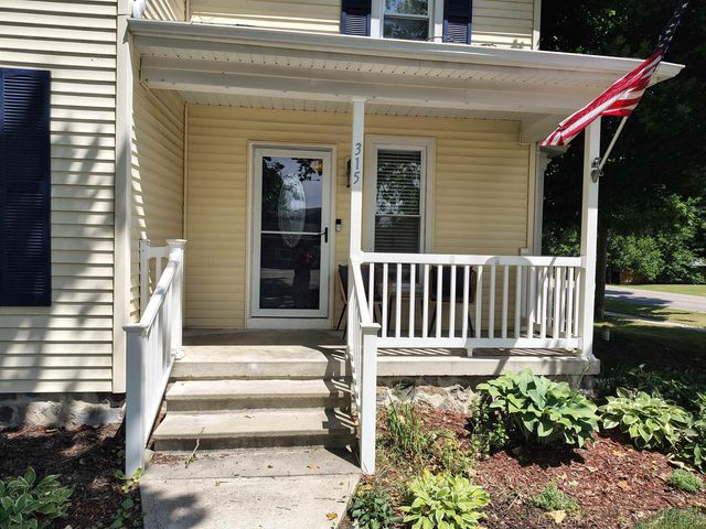 315 E Main Street, Vernon, MI 48476