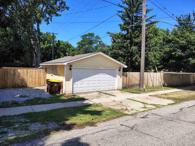315 E Main Street, Vernon, MI 48476