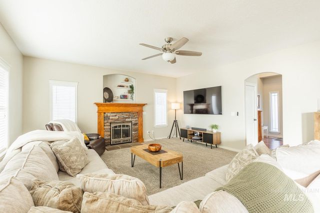 11985 Goldfinch St, Caldwell, ID 83605