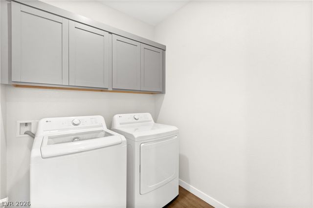 8321 Vanhoy Creek Street, Las Vegas, NV 89166