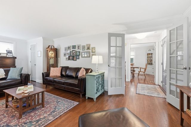 34 Amherst St, Worcester, MA 01602