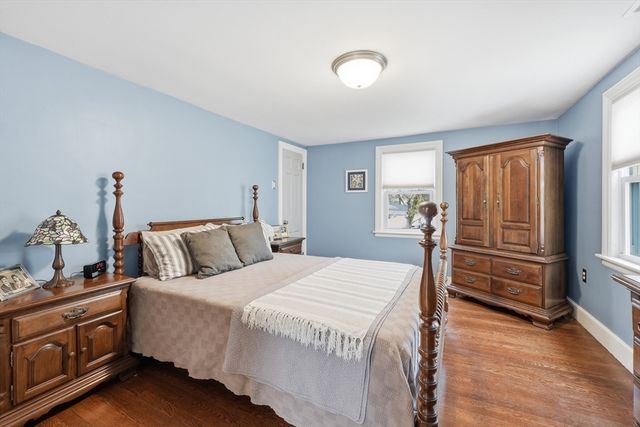 34 Amherst St, Worcester, MA 01602