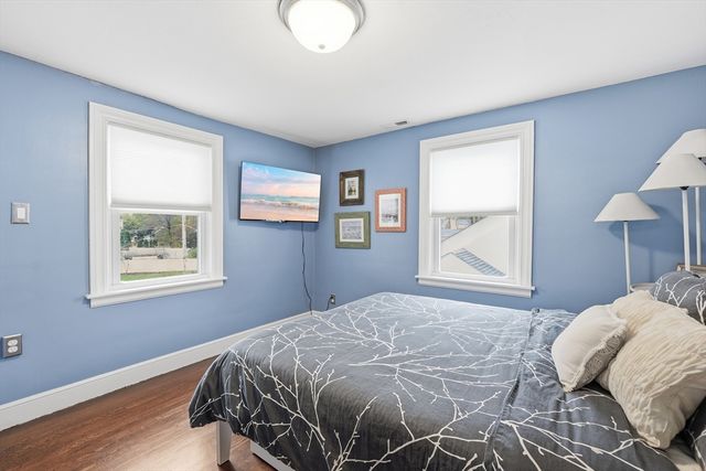 34 Amherst St, Worcester, MA 01602
