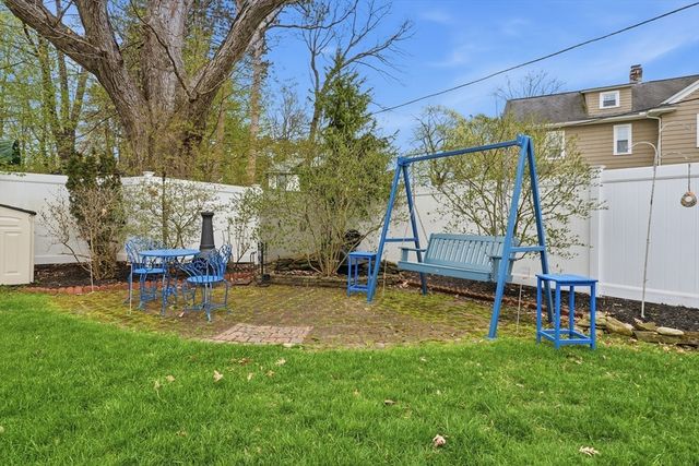 34 Amherst St, Worcester, MA 01602