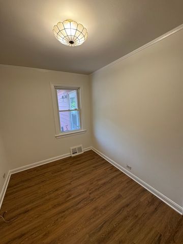 1401 Beach Avenue, La Grange Park, IL 60526
