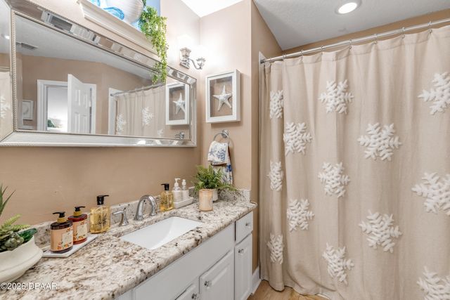 1570 Farrindon Circle, Lake Mary, FL 32746