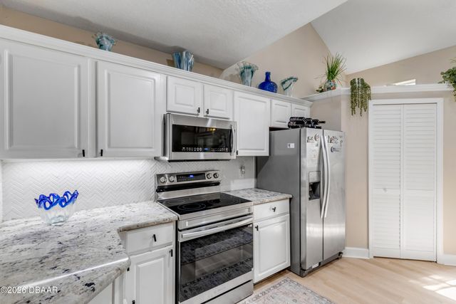 1570 Farrindon Circle, Lake Mary, FL 32746