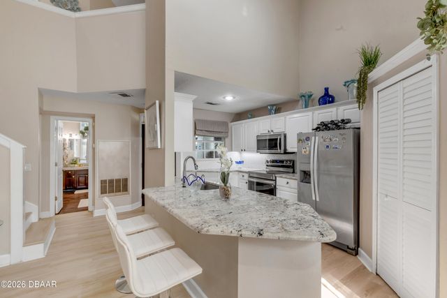 1570 Farrindon Circle, Lake Mary, FL 32746