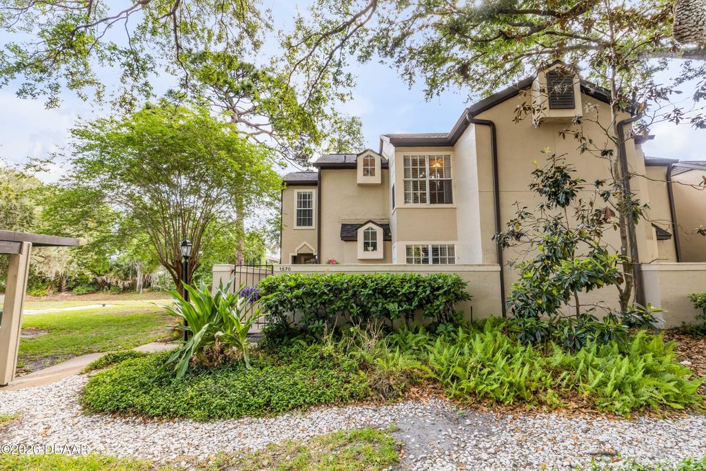 1570 Farrindon Circle, Lake Mary, FL 32746