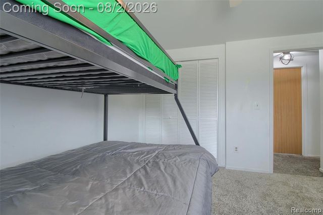 22171 Knollwood Drive, Flat Rock, MI 48134