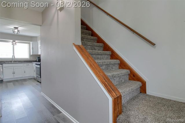 22171 Knollwood Drive, Flat Rock, MI 48134