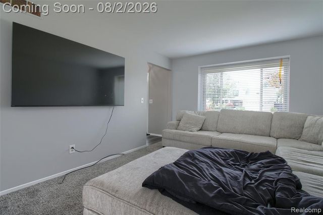 22171 Knollwood Drive, Flat Rock, MI 48134