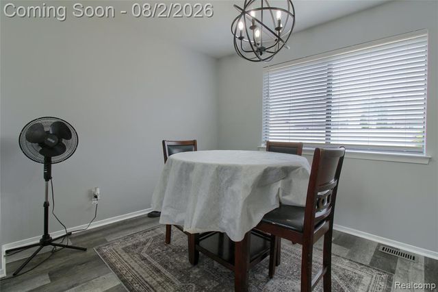 22171 Knollwood Drive, Flat Rock, MI 48134