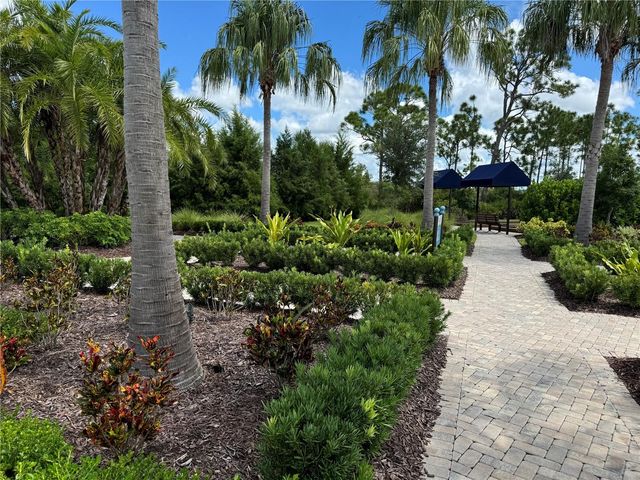 261 POTENZA LOOP, Nokomis, FL 34275