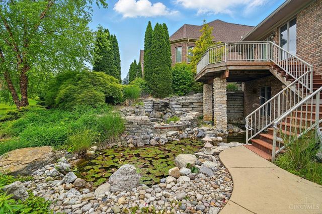 219 Chateau Valley Lane, South Lebanon, OH 45065