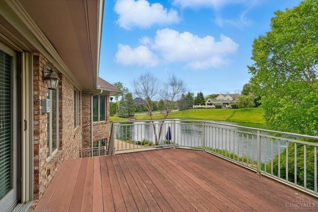 219 Chateau Valley Lane, South Lebanon, OH 45065