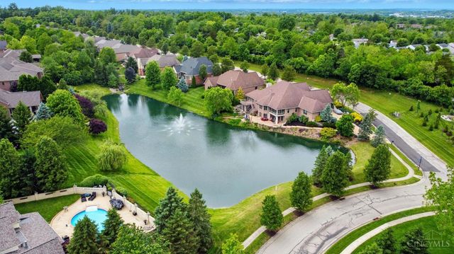 219 Chateau Valley Lane, South Lebanon, OH 45065