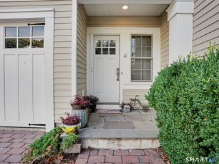 77 Havemeyer Lane 11, Stamford, CT 06902