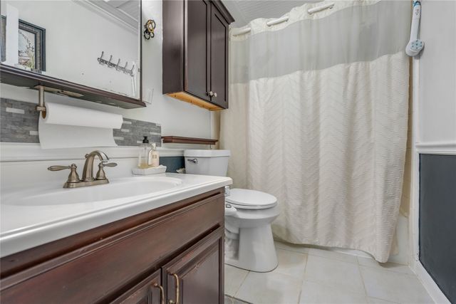 7609 Lake Highlands Drive, Fort Worth, TX 76179