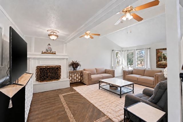 7609 Lake Highlands Drive, Fort Worth, TX 76179