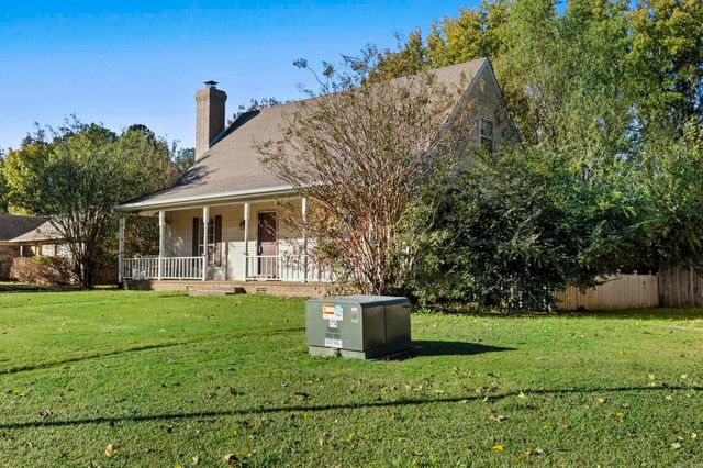 415 Chesapeake Drive, Searcy, AR 72143