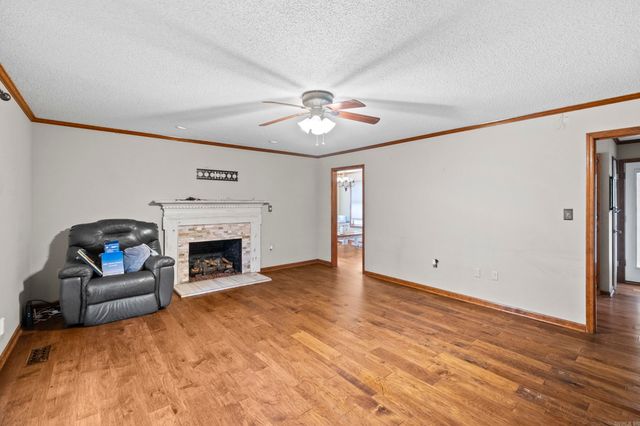 415 Chesapeake Drive, Searcy, AR 72143