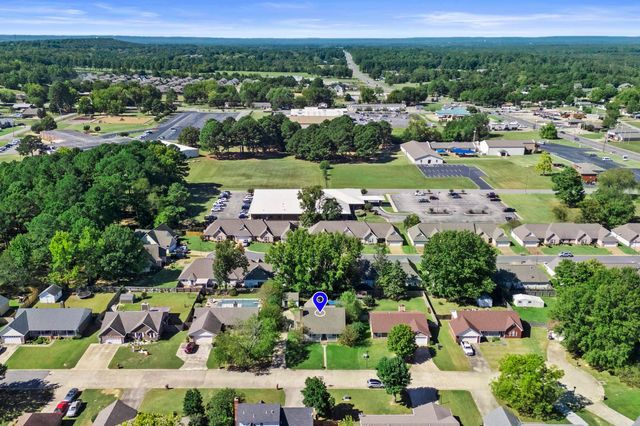 415 Chesapeake Drive, Searcy, AR 72143