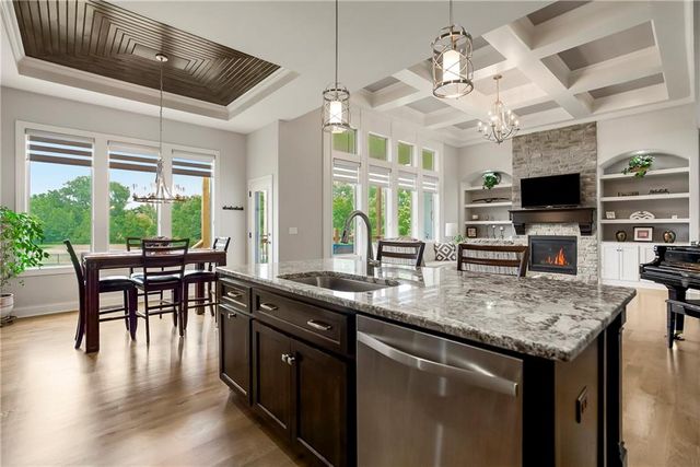 9804 W 163rd Street, Overland Park, KS 66085