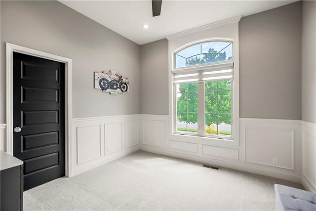9804 W 163rd Street, Overland Park, KS 66085
