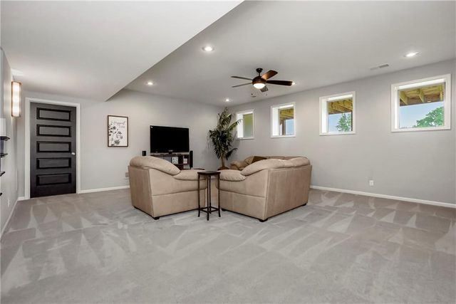 9804 W 163rd Street, Overland Park, KS 66085