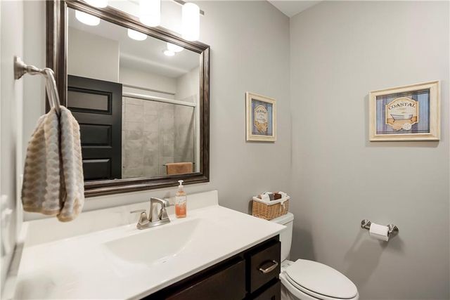 9804 W 163rd Street, Overland Park, KS 66085