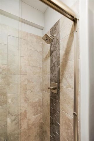 9804 W 163rd Street, Overland Park, KS 66085