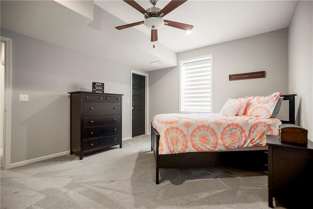 9804 W 163rd Street, Overland Park, KS 66085