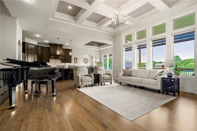 9804 W 163rd Street, Overland Park, KS 66085