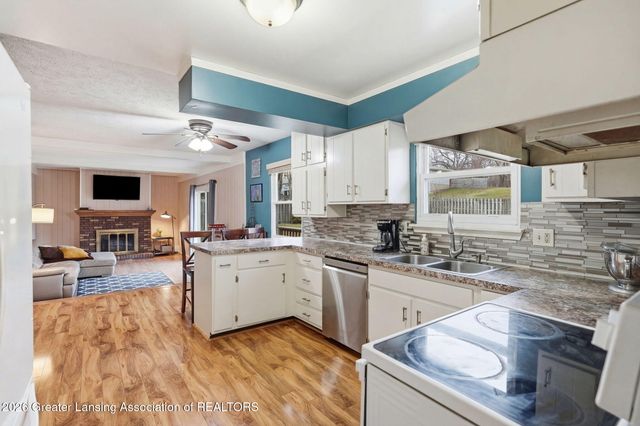 6470 Cheshire Drive, Dimondale, MI 48821