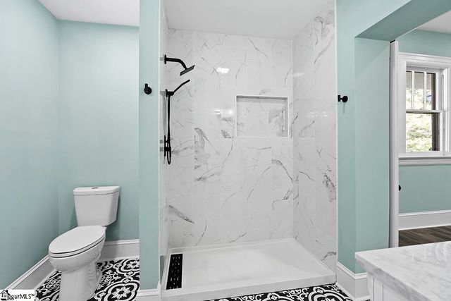 501 N Adair Street, Clinton, SC 29325