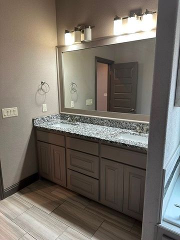 940 Sunset Lane, Centerton, AR 72719