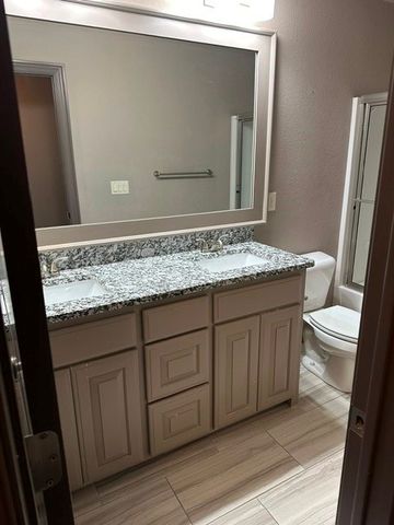 940 Sunset Lane, Centerton, AR 72719