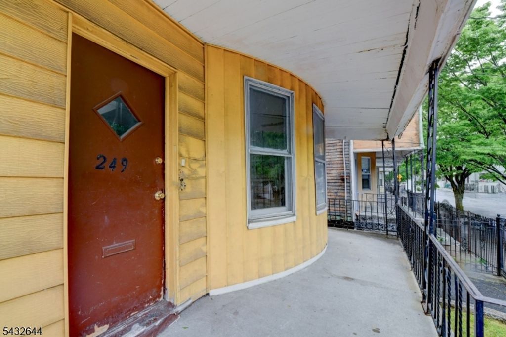 249 4Th St, Newark City, NJ 07107 — photo 3