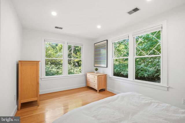 7216 WILLOW AVE, Takoma Park, MD 20912