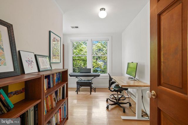 7216 WILLOW AVE, Takoma Park, MD 20912