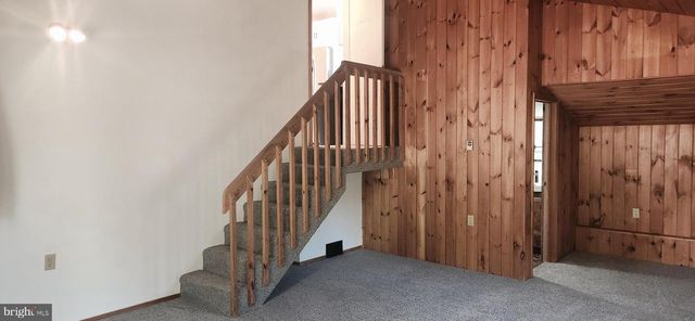 605 KANSA AVE, Pennsylvania Furnace, PA 16865