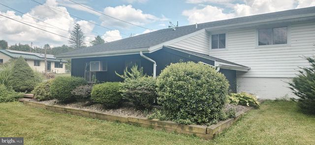 605 KANSA AVE, Pennsylvania Furnace, PA 16865